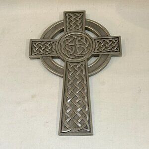 Irish Knotted Claddagh Pewter Celtic Cross Wall Decor 7 3/4" x 5"